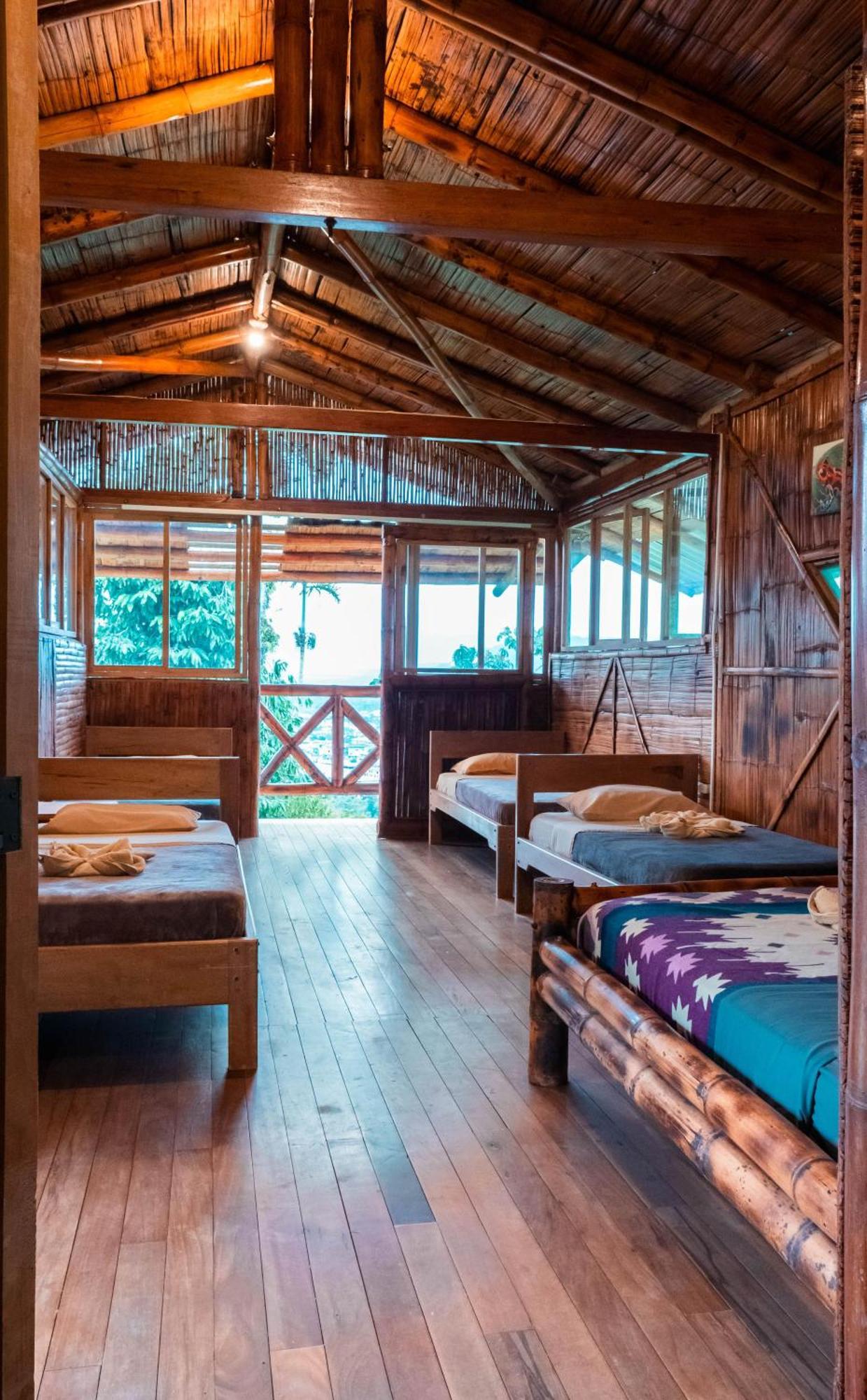 Hostal Pakay Tena Bagian luar foto